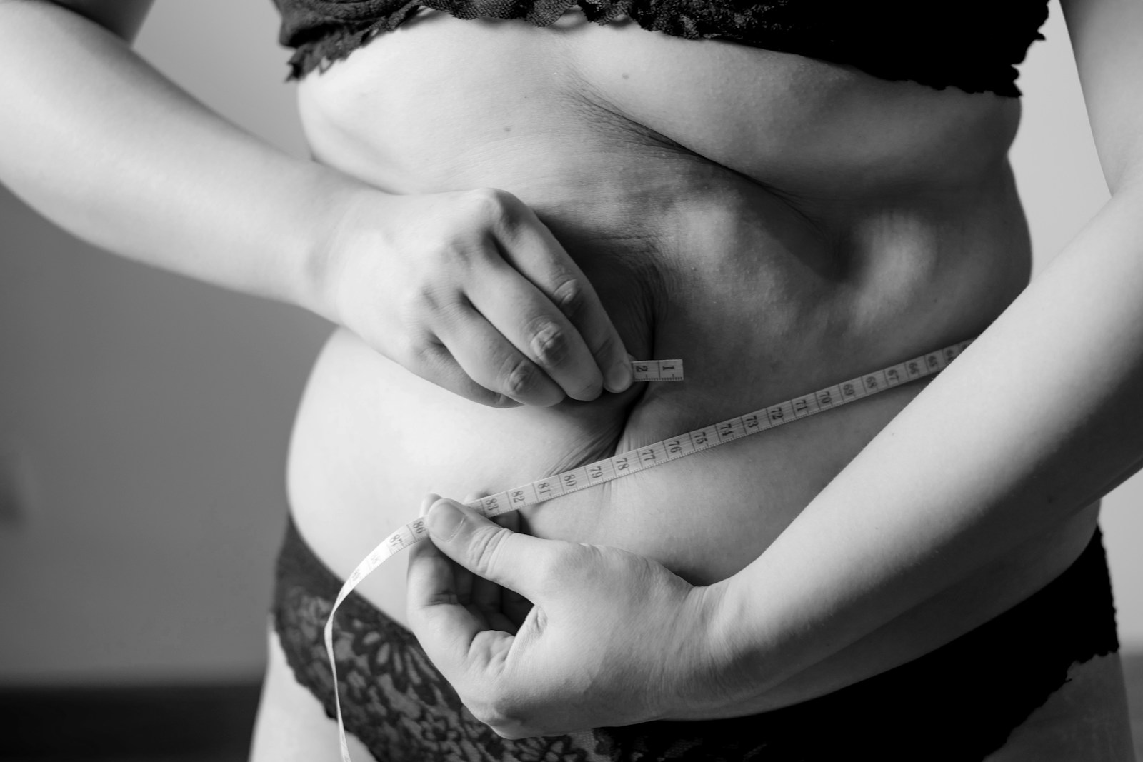 Valgote sveikai, bet svoris nekrenta? Paaiškėjo nekalti spąstai, kurie griauna jūsų dietą