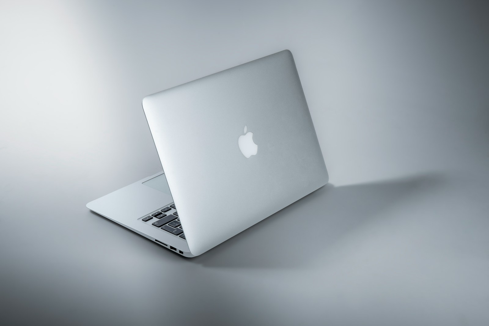 Revoliucija darbalaukyje: „Gemini“ atkeliavo į „Windows“ ir „Mac“ su netikėtomis funkcijomis