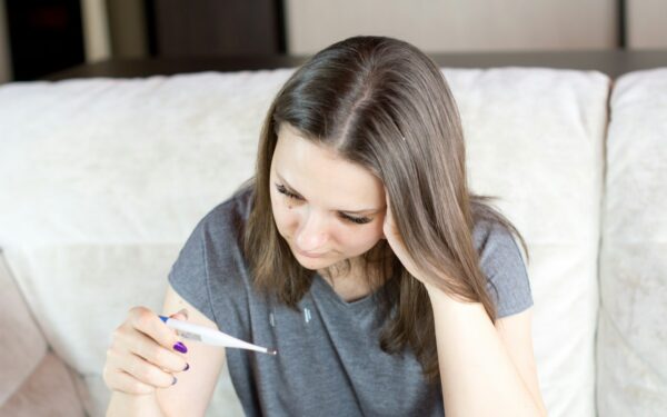 Apvyniokite pėdas aliuminio folija: šis keistas triukas padės greičiau įveikti peršalimą