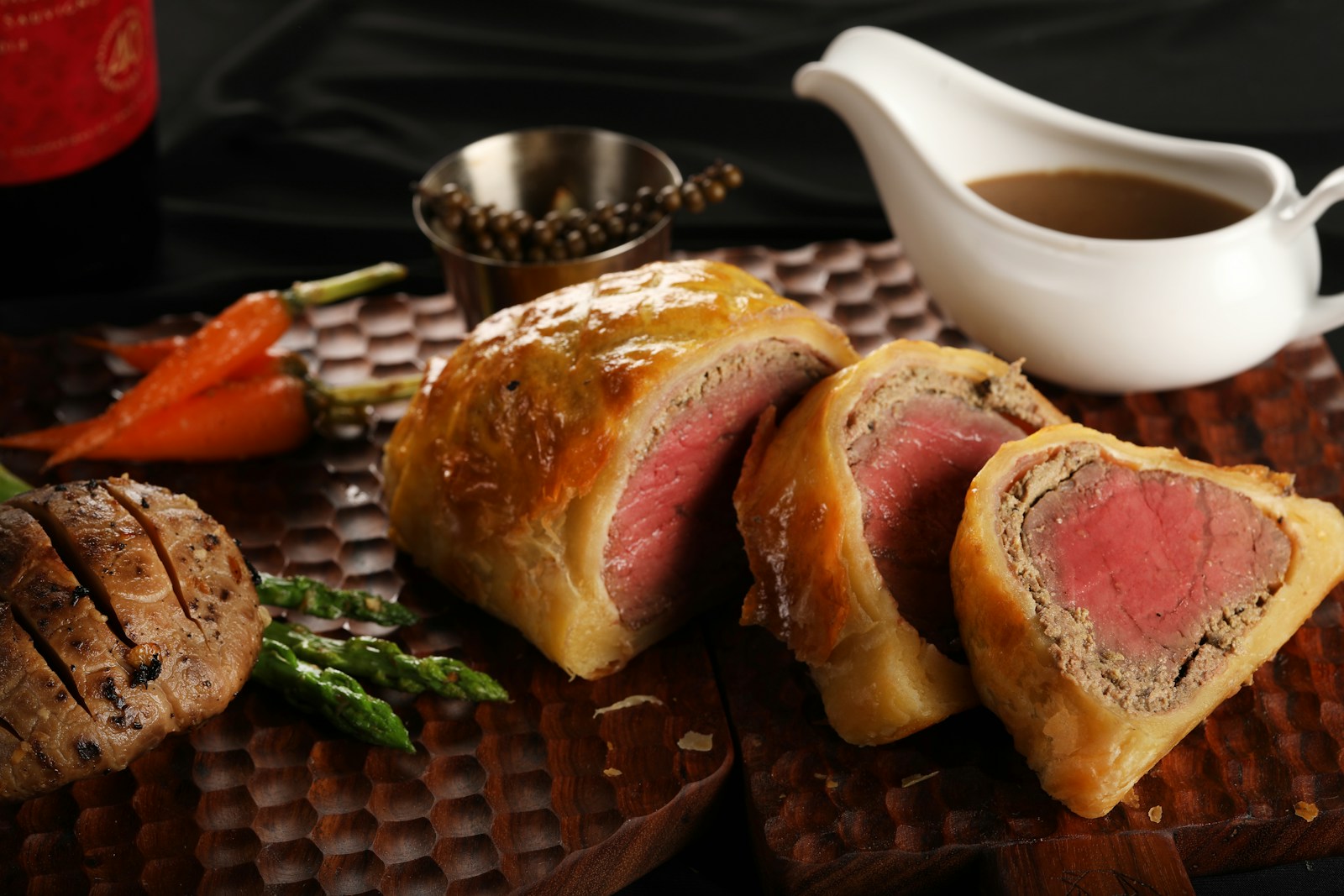 „Beef Wellington“ kepsnys pavyks lyg restorane: atskleista, kaip niekada neperdžiovinti mėsos