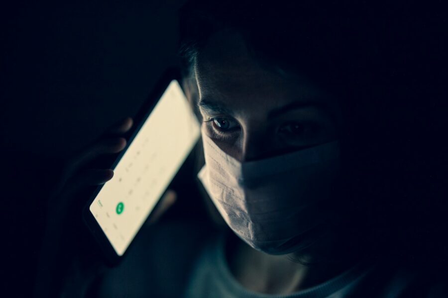 Telefoniniai sukčiai. Unsplash