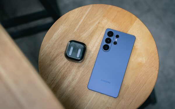 Atsikratykite įkyrių skambučių: „Samsung“ atskleidė, kokie „Galaxy“ modeliai gaus šią funkciją