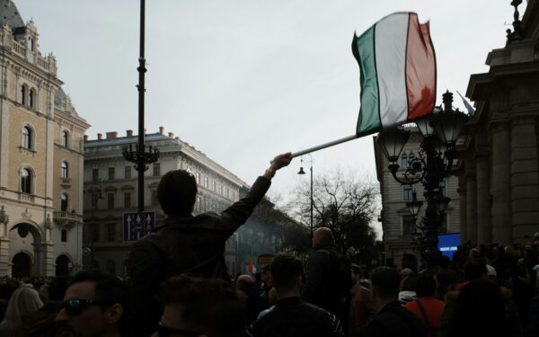 Orbáno era baigėsi: kaip istoriniai rinkimai Vengrijoje pakeis Europos ateitį ir karą Ukrainoje?