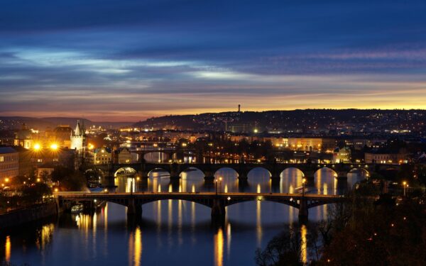 Kelionės iš Vilniaus plečiasi: nuo rugsėjo startuoja naujas maršrutas į Prahą