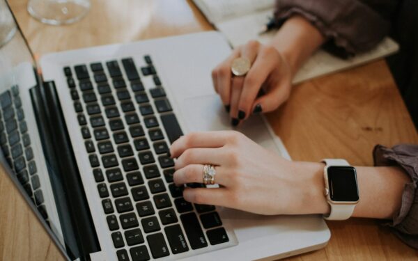 Alytuje aptars problemą, su kuria susiduria beveik kiekvienas: kaip atpažinti melagingus patarimus internete