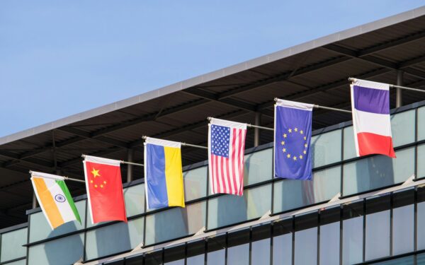 Briuselis perspėja Vašingtoną: bet koks prekybos susitarimo laužymas sulauks griežto atsako