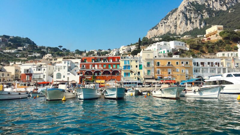 Įkyrūs siūlymai gatvėse jau praeitis: Kapris įveda taisyklę, kuri pradžiugins kiekvieną