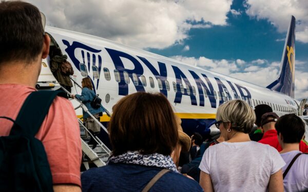 Planuojate skristi su „Ryanair”? Nuo lapkričio galioja nauja taisyklė, apie kurią verta žinoti iš anksto