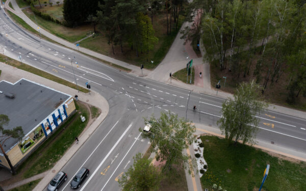 Vairuotojams svarbi žinia: mieste pradės keisti stringančius ir gendančius šviesoforus