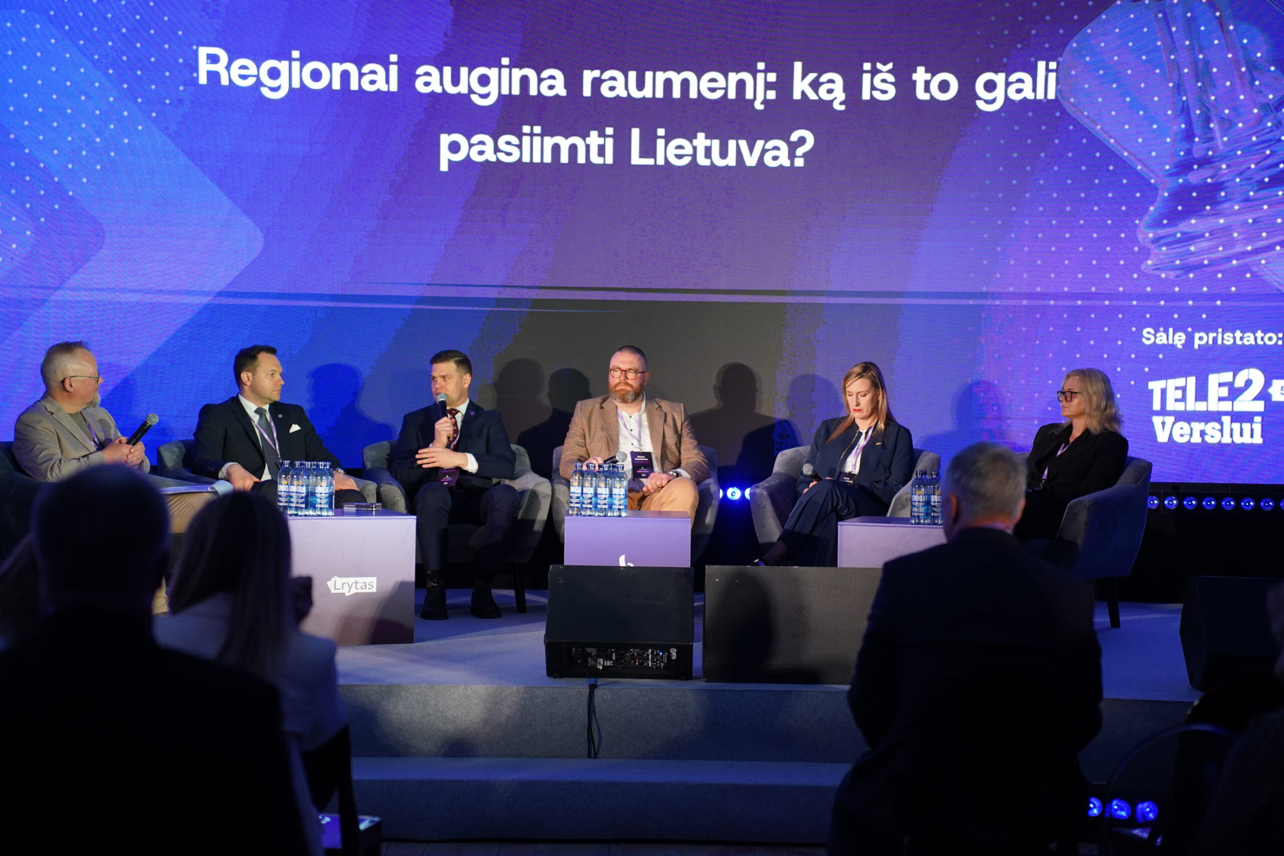 Regionai stoja į kovą dėl investicijų: Tauragėje ieško sprendimų talentams pritraukti