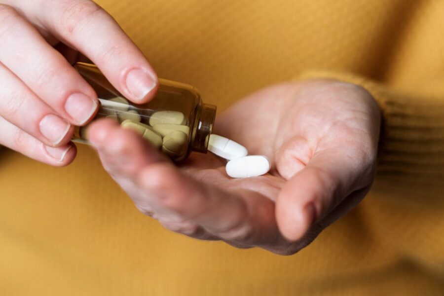 Vitamino B12 trūkumas gali likti nepastebėtas: simptomai dažnai painiojami su senėjimu