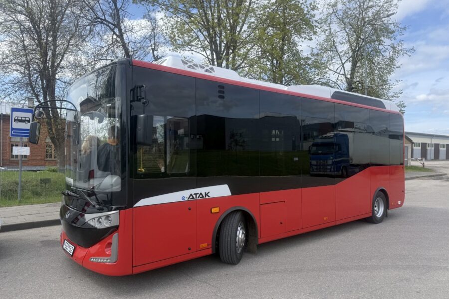 Gyventojų laukia pokyčiai viešajame transporte: rajone jau kursuos elektriniai autobusai
