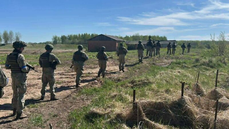 Gyventojai kviečiami prisijungti prie karo komendantūros: paaiškino, kokios laukia užduotys
