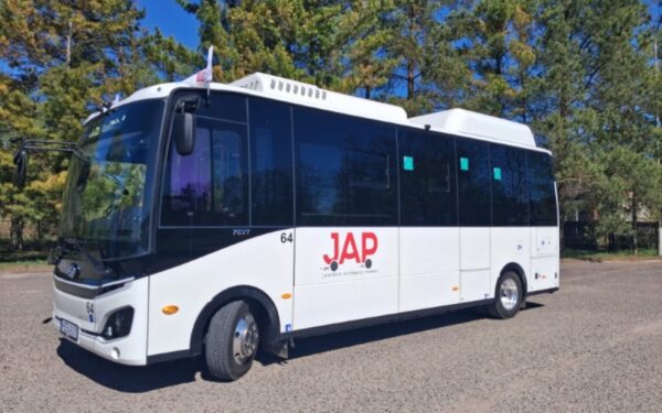 Keleiviai Joniškyje netrukus važiuos kitaip: į maršrutą išleidžiamas modernus autobusas