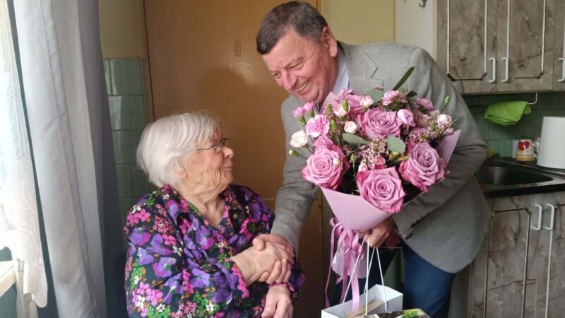 100 metų sulaukusi Bronė atskleidžia tai, ką šiandien patiria jau retas žmogus