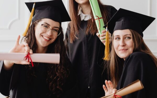 Studentams Alytaus rajone žada finansinę paramą: mainais teks grįžti dirbti