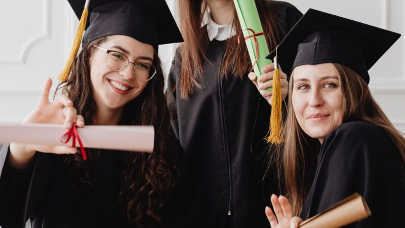 Studentams Alytaus rajone žada finansinę paramą: mainais teks grįžti dirbti