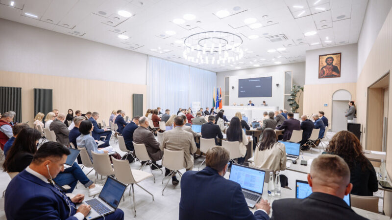 Vilniaus rajono taryba priėmė svarbius sprendimus: nuo 1 euro nuomos iki stipendijų