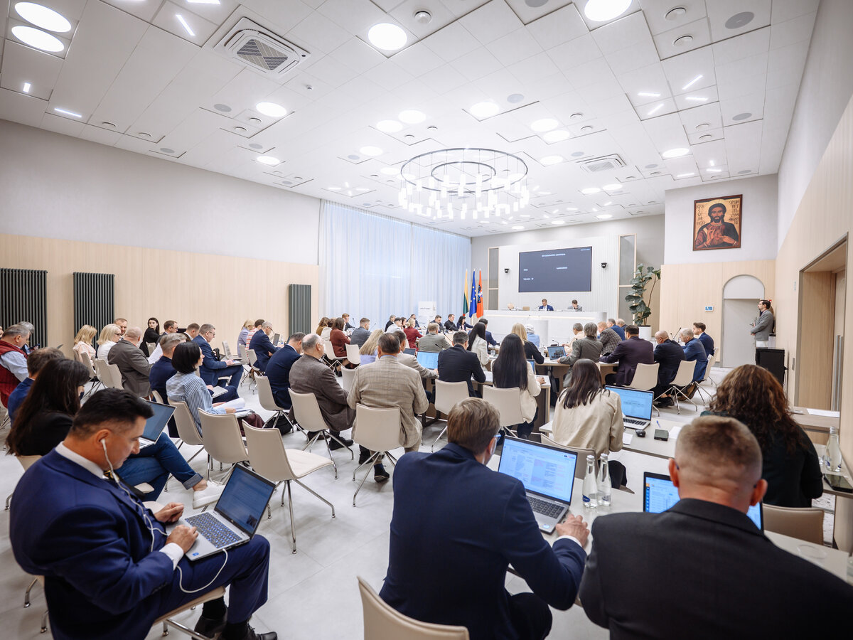 Vilniaus rajono taryba priėmė svarbius sprendimus: nuo 1 euro nuomos iki stipendijų