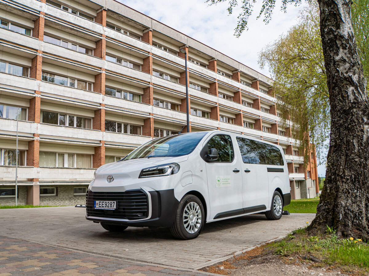 Mobilioji medikų komanda gavo naują elektromobilį: pokyčius pajus dalis pacientų