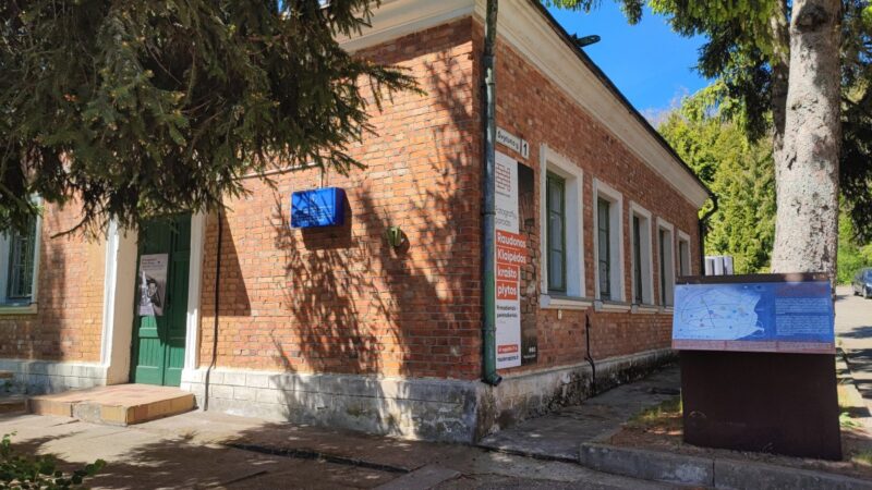Po ilgų diskusijų priimtas sprendimas: aiškėja, kas laukia Nidos švyturio teritorijos