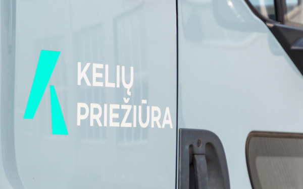 Vairuotojams siunčia svarbią žinią: kelių priežiūroje vis daugiau pažangių sprendimų