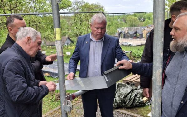 Anykščių savivaldybė pratrūko dėl remonto: netoleruos darbų vilkinimo ir broko