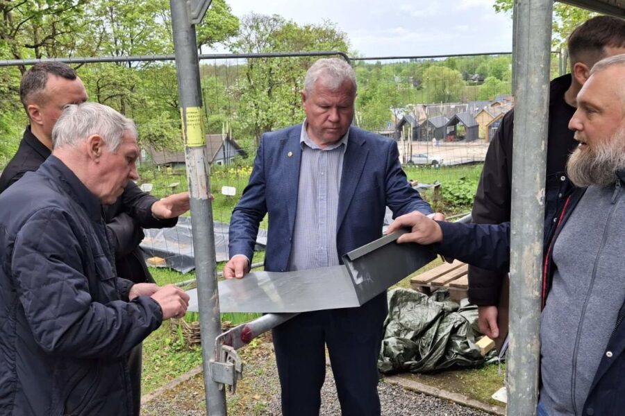 Anykščių savivaldybė pratrūko dėl remonto: netoleruos darbų vilkinimo ir broko