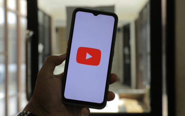 Neveikia „Youtube“ mygtukai? Atskleidė keistą triuką, kuris išspręs šią problemą