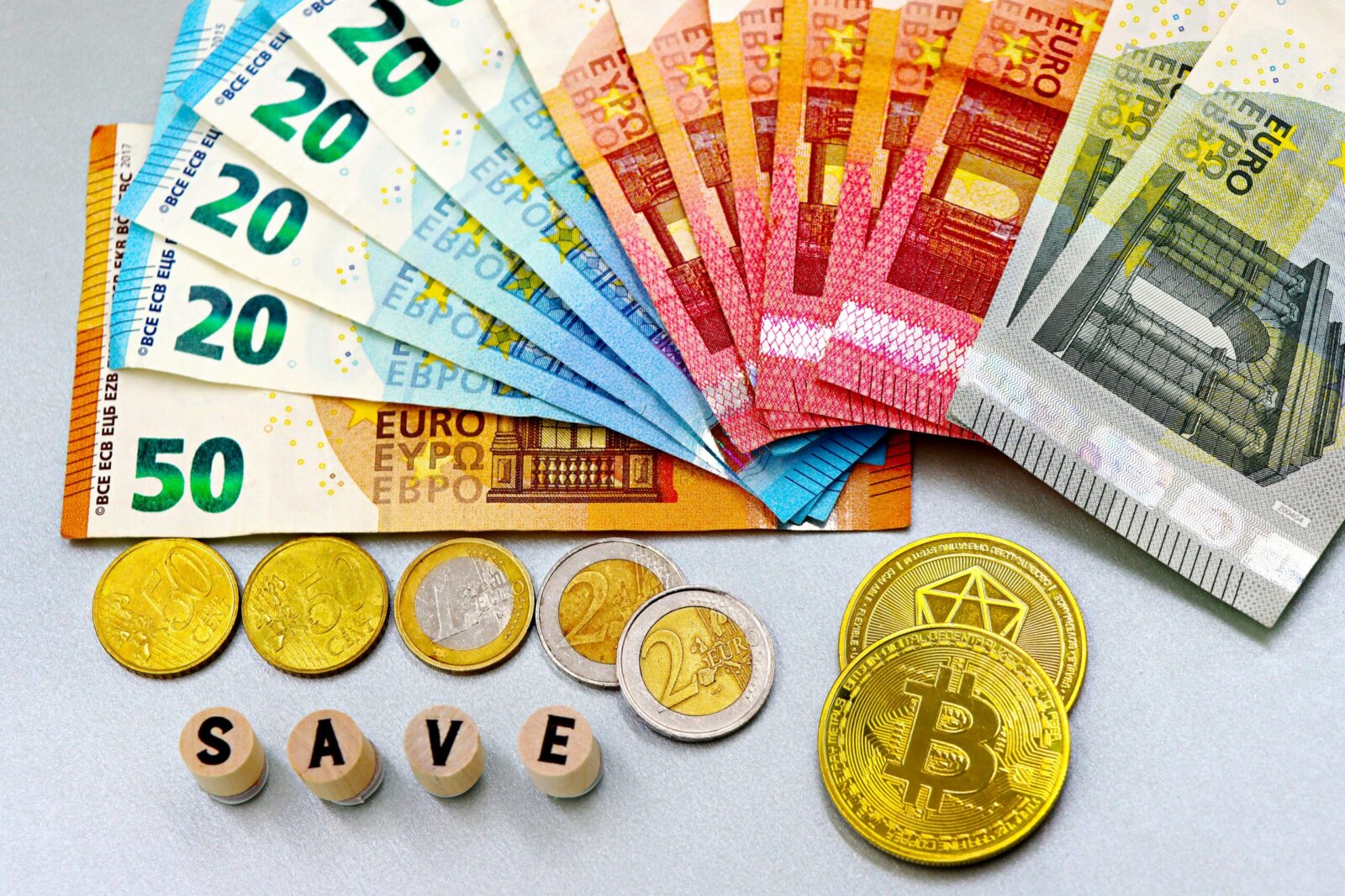 Keturi gimimo datos skaičiai, kuriems priskiriama finansinė sėkmė: ką apie tai sako numerologija?