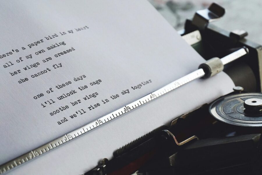 Poema, eilėraštis. Pexels