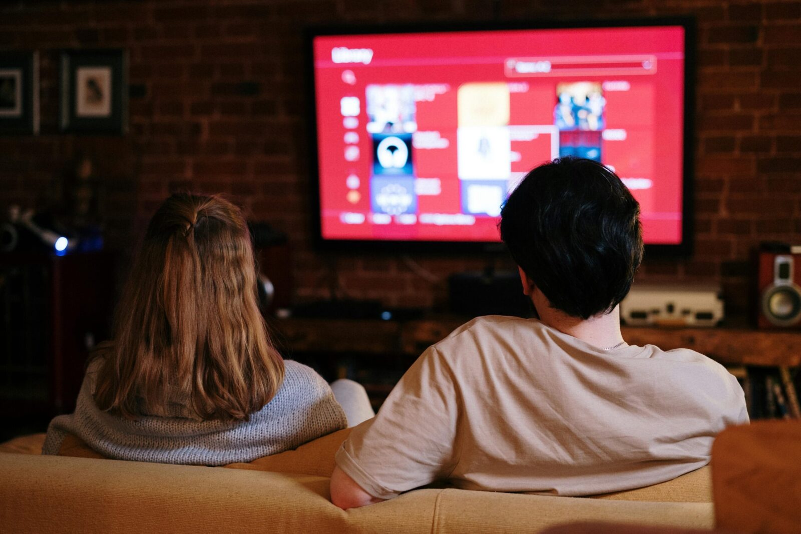 Pamirškite nuobodų žiūrėjimą: „Google TV“ dabar pati generuos vaizdus ir klipus pagal jūsų norus