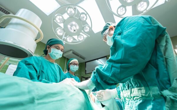 Netikėtas atradimas: esant narkozėje smegenys toliau mokosi ir analizuoja aplinką