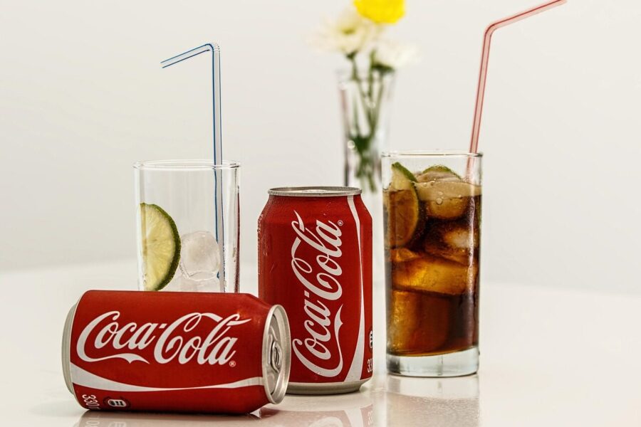 drink, soda, glasses, can, beverage, refreshment, carbonated drink, soft drink, cold drink, fizzy, coca cola, coke, cola, drink, soda, soda, cold drink, cold drink, coca cola, coca cola, coca cola, coca cola, coca cola, coke, coke, cola