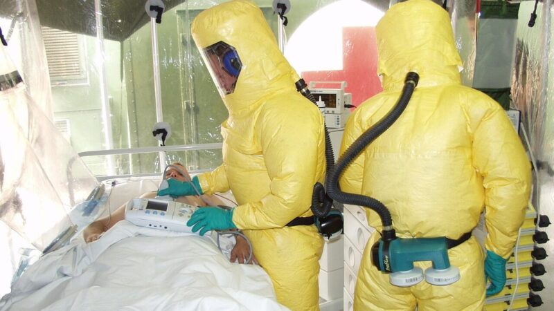 Pasaulį krečia naujas Ebolos viruso protrūkis: jau pranešama apie dešimtis aukų
