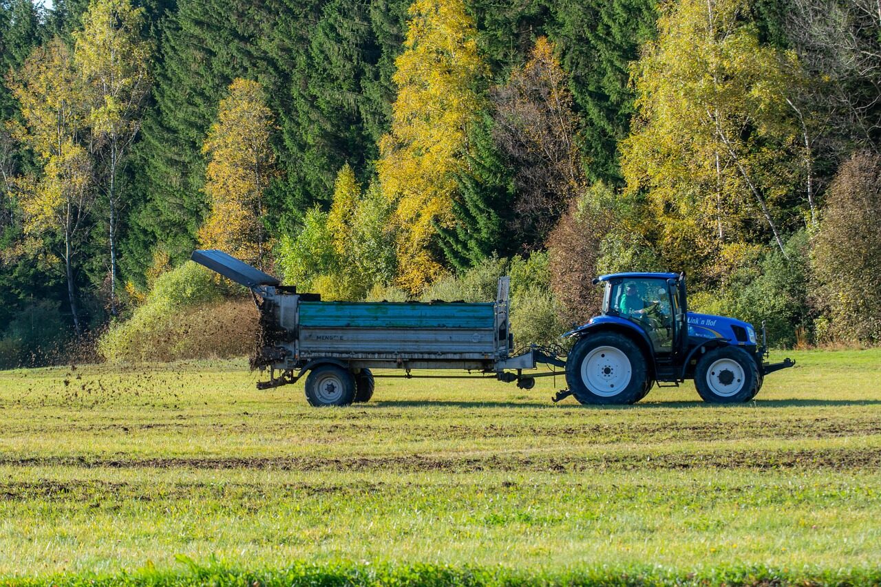 Brangstančios dujos smogė trąšų rinkai: paaiškino, kada tai pajusime maisto parduotuvėse