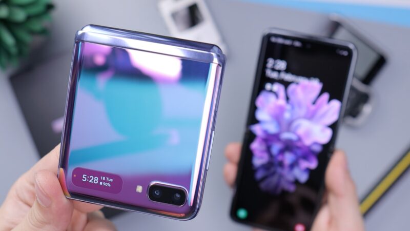 Ekrano raukšlė pagaliau išnyks? Nutekėjo svarbi informacija apie „Galaxy Z Flip 8“