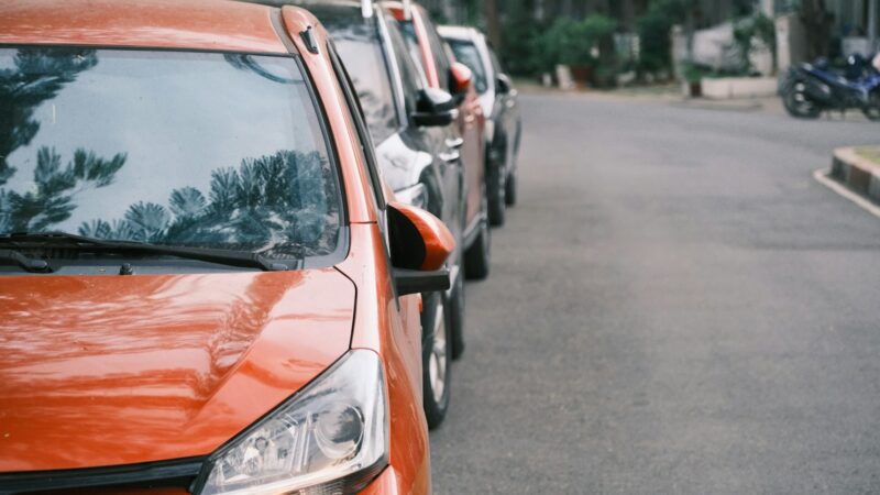 Ką reikėtų žinoti apie „carsharingą“ miestuose: kaip išnaudoti dalijimosi automobiliu paslaugas ir nepermokėti