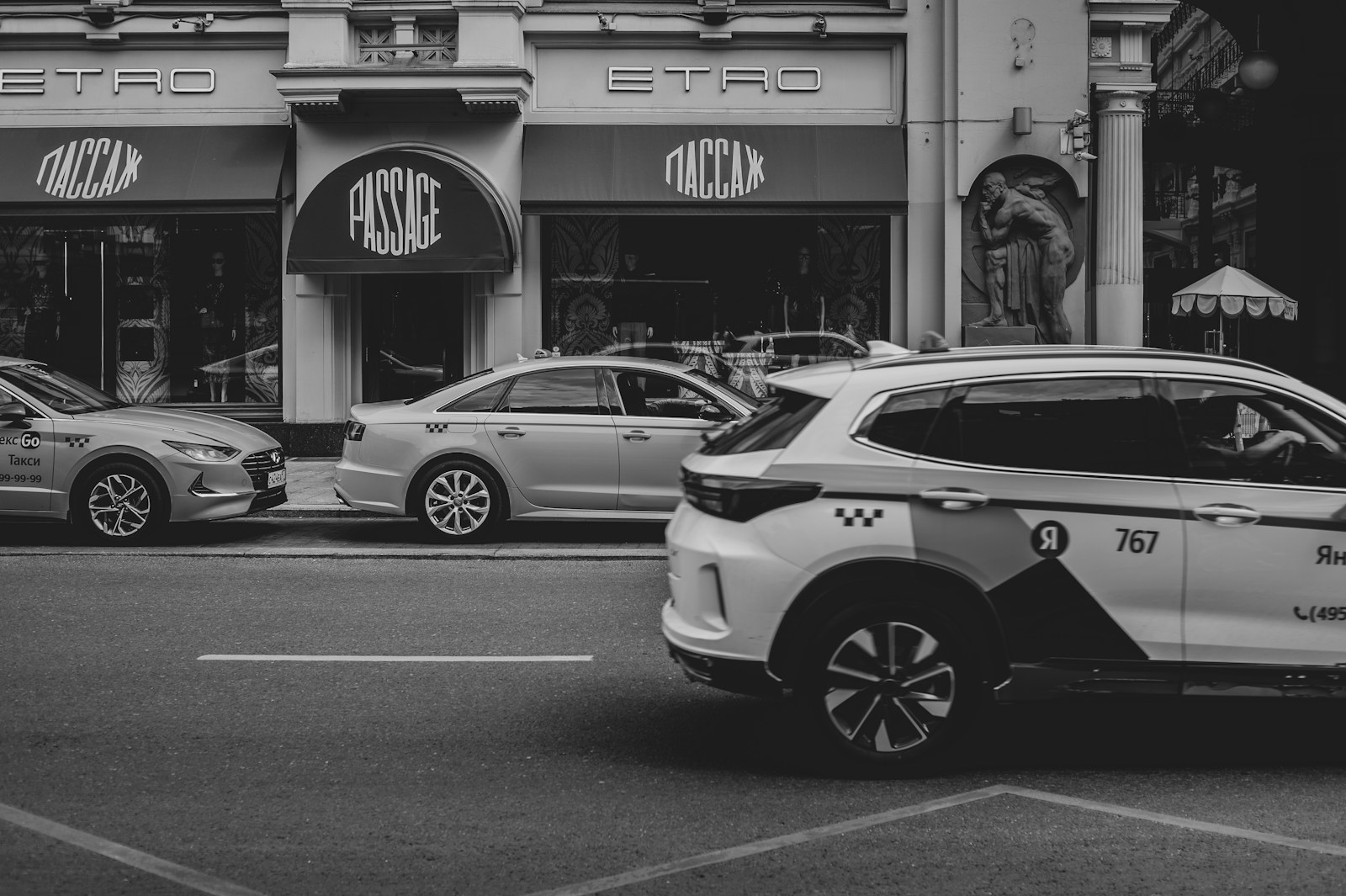 Kada verta rinktis dalijimosi automobiliu paslaugas, o kada nuosavą transportą: praktinė analizė mieste ir užmiestyje
