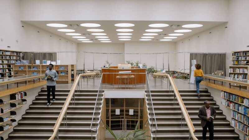 Kaip keičiasi Lietuvos bibliotekos: nuo tylių skaityklų iki gyvų bendruomenių centrų