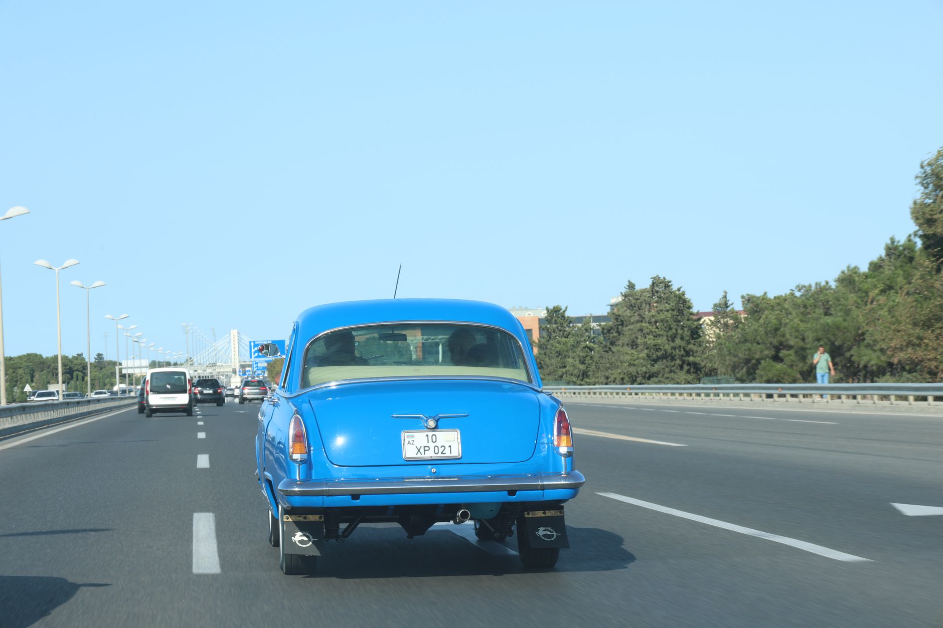 Kaip paruošti senesnį automobilį ilgesniam maršrutui: svarbiausi patikros žingsniai prieš kelionę