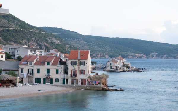 Kroatija ne tik paplūdimiai: kaip atrasti šalies viduramžių miestus ir įlankas toliau nuo masinio turizmo
