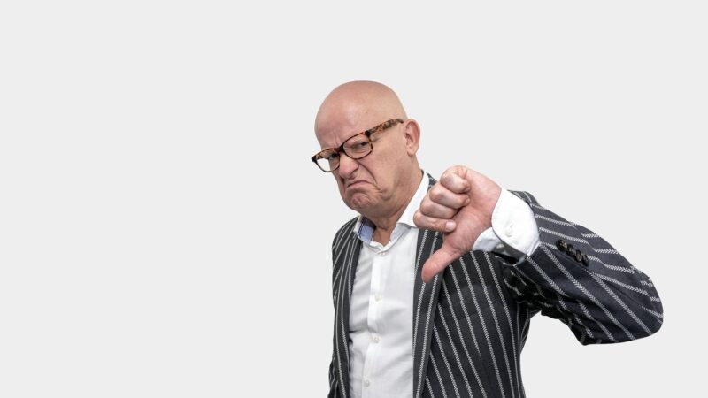 Daugelis kritiką priima per daug asmeniškai: štai ką siūlo psichologinis metodas
