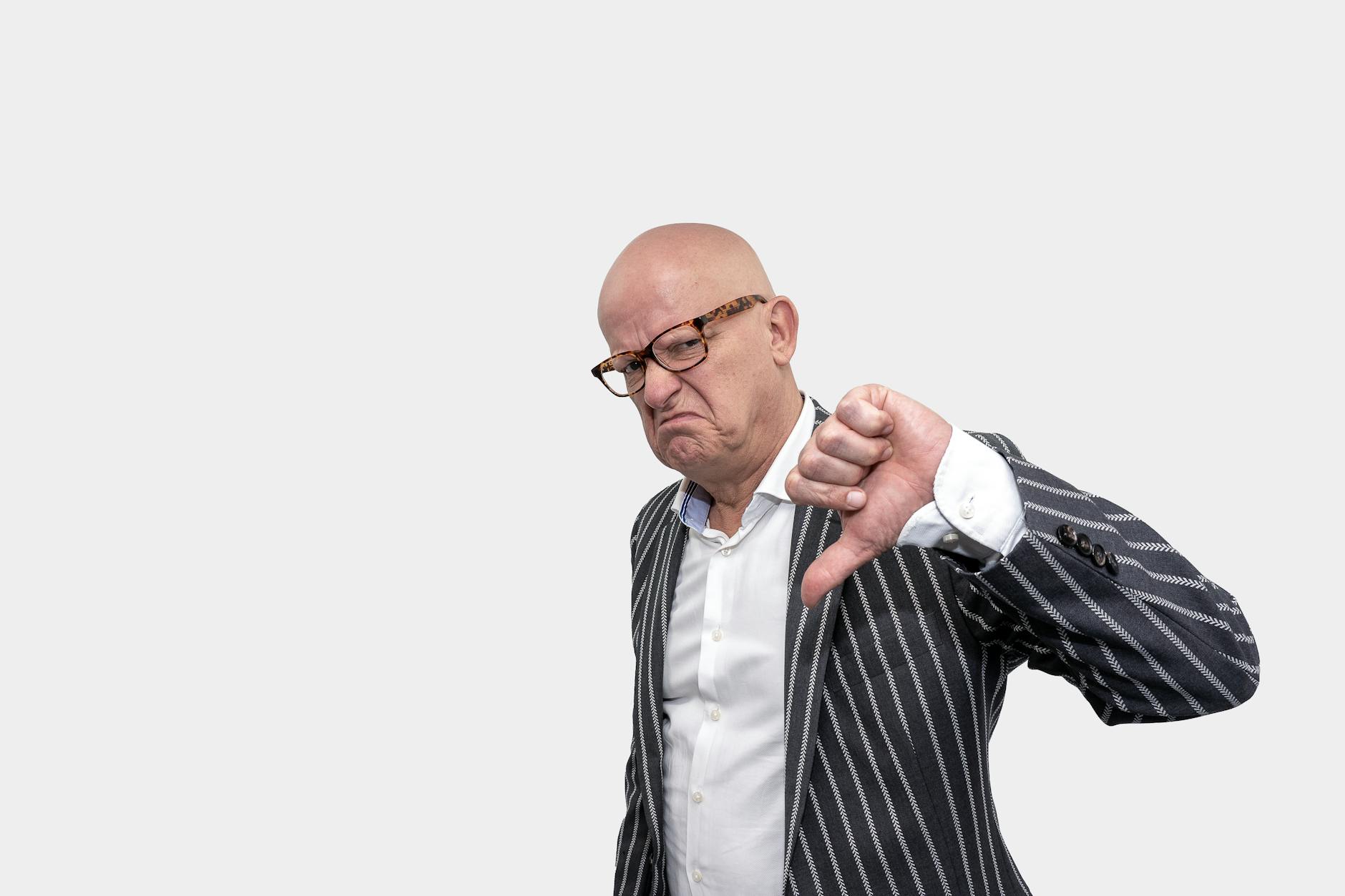 Daugelis kritiką priima per daug asmeniškai: štai ką siūlo psichologinis metodas