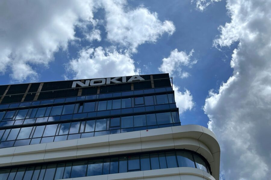 Nokia. Unsplash nuotr