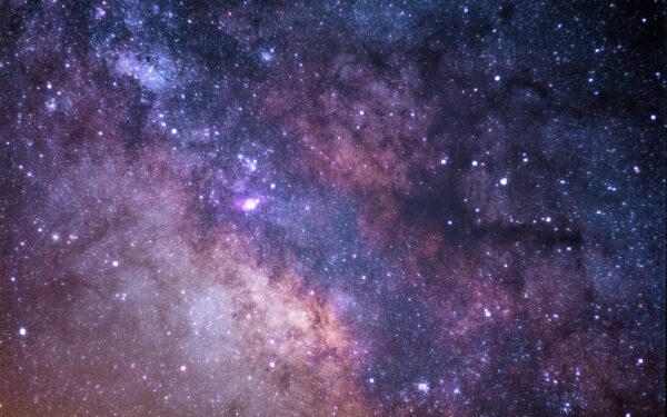 Vienas galingiausių teleskopų pasaulyje aptiko neraminančių ženklų apie Visatos praeitį