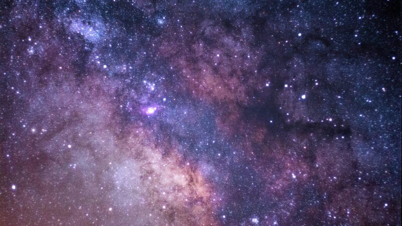 Vienas galingiausių teleskopų pasaulyje aptiko neraminančių ženklų apie Visatos praeitį