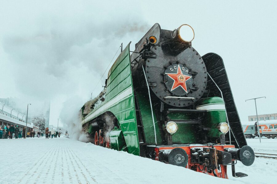 Sovietinis traukinys. Unsplash nuotr