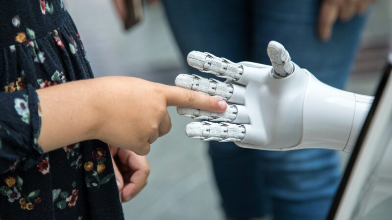 Nauja pramonės revoliucija jau prasidėjo: humanoidinių robotų rinka gali pranokti automobilius