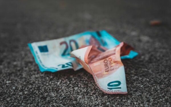 Kaip išgyventi infliacijos laikotarpiu: 5 žingsniai, kurie padeda išsaugoti perkamąją galią